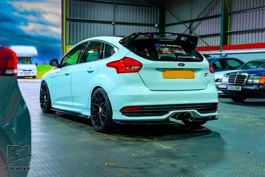 Ford Focus MK3 Car Rear Roof Spoiler 2012-2014 RS Style Gloss Black