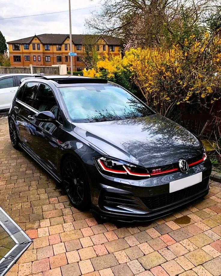 VW Golf MK7 Front Main Honeycomb Mesh Grill 2013-2016 Gloss Black