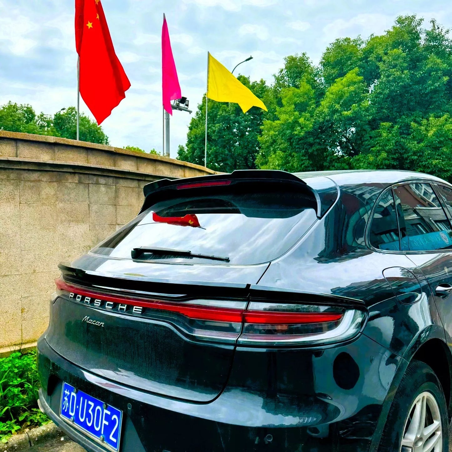 Porsche Macan Rear Mid Wing Boot Spoiler Kit 2019-2021 ABS Gloss Black