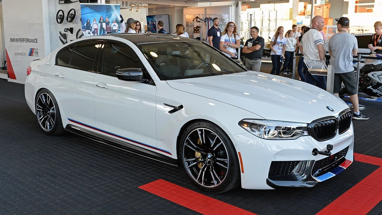 BMW 5 Series G30 G31 Gloss Black Side Skirts Extensions Spoiler Splitter Lip Kit