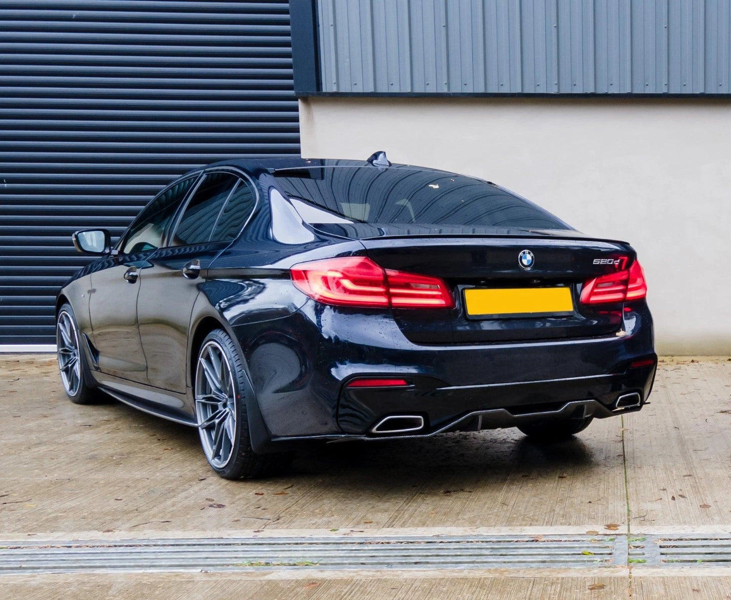 BMW 5 Series M5 G30 Gloss Black Rear Corner Side Spats Diffuser Splitter Bodykit