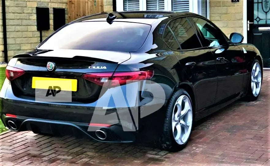 Alfa Romeo Giulia 952 Rear Carbon Fibre Boot Lip Spoiler Body Kit Style 2015+